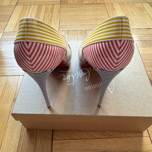 BRAND NEW- Never worn Christian Louboutin Marine Alta Patent Stripes Size:39.5 - Picture 7 of 12